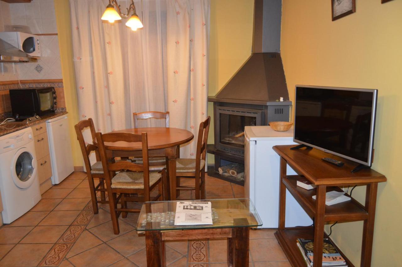 Apartamentos Rurales La Muralla II Canete  ภายนอก รูปภาพ
