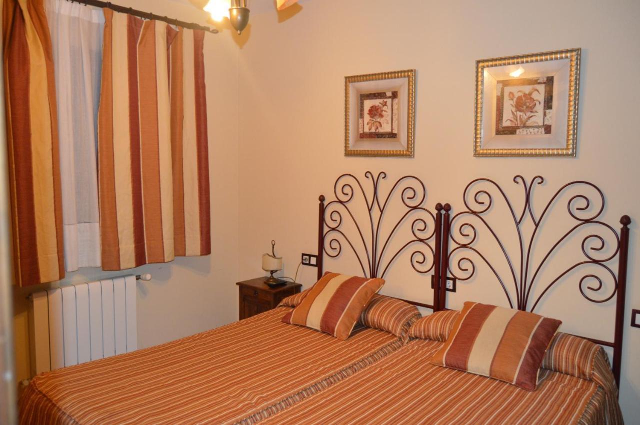Apartamentos Rurales La Muralla II Canete  ภายนอก รูปภาพ
