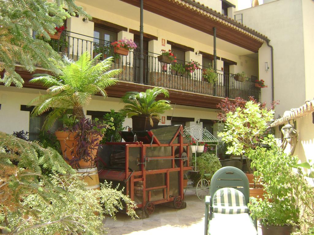 Apartamentos Rurales La Muralla II Canete  ภายนอก รูปภาพ